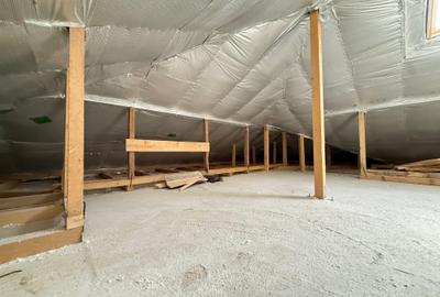 Casă individuală cu 4 camere cu Canalizare în Central - 7