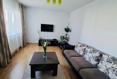 De vanzare apartament 2 camere , B-dul Bucure?ti, Ploie?ti