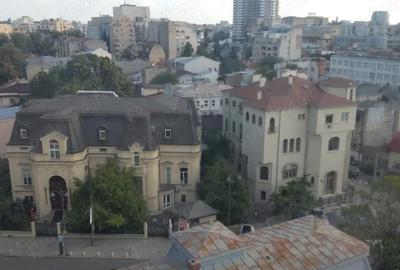 Garsonieră decomandată în Central - 4