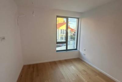 Casă cu 4 camere cu Teren 316 Mp în Central - 4