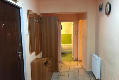 Garsonieră în 1 Mai - 2