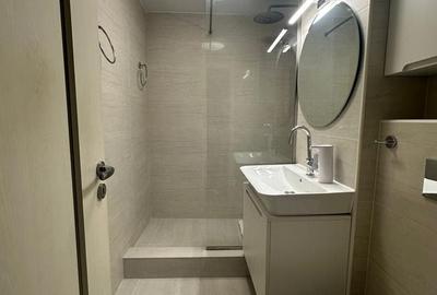 Apartament cu 3 camere decomandat, mobilat în Poarta 6 - 6