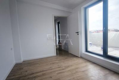 Apartament cu 4 camere decomandat în Crângași - 9