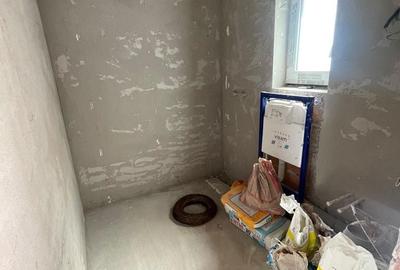 Casă cu 4 camere cu Teren 150 Mp în Central - 1