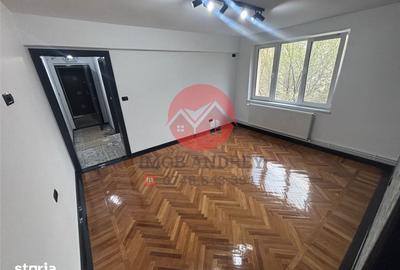 Apartament cu 3 camere în Babadag