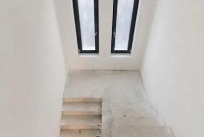 Casă cu 5 camere cu Canalizare în Câmpului - 11