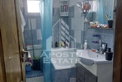 Apartament cu 3 camere, centrala proprie, zona Sagului - 1