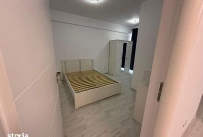 Apartament cu 2 camere în Km 4 - 3