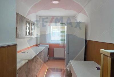 Apartament cu 2 camere decomandat în Vitrometan - 4