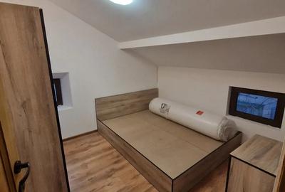 Vand apartament 3 camere la curte comuna - 8