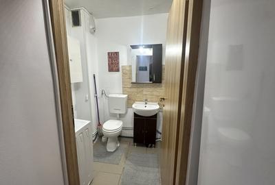 Apartament cu 3 camere decomandat, mobilat în Circumvalațiunii - 8