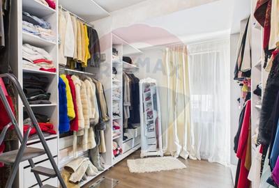 Casă cu 5 camere cu Teren 220 Mp în Central - 16