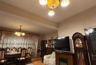 Duplex cu 9 camere cu Teren 300 Mp în Lunei - 2