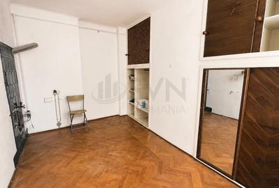 Apartament cu 3 camere decomandat în P-ța Victoriei - 3