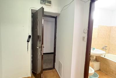 Spatiu la parter vizavi de Magazinele Marius, Ritmului Pantelimon, parter, 31 mp - 9