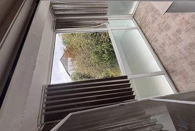 Apartament 2 Camere, etajul 2, zona Miorita piata - 4