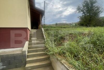 Casa frumoasa ?i cocheta de vanzare in Mila? - 2900 m - 12