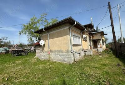 Casa de locuit, in stare buna, mobilata - 7