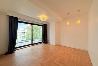 Apartament cu 4 camere, mobilat în Capitale - 18