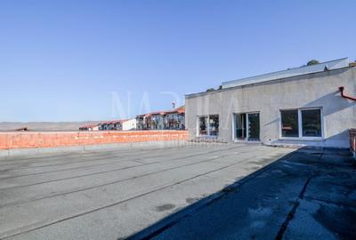 Penthouse cu 4 camere semidecomandat în Florești - 6