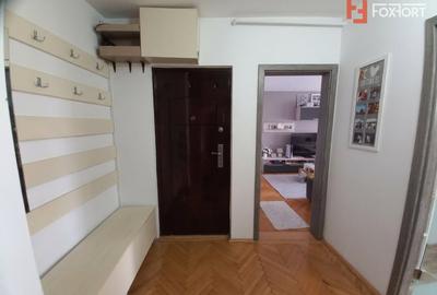 Apartament cu 3 camere decomandat, mobilat în Lipovei - 10