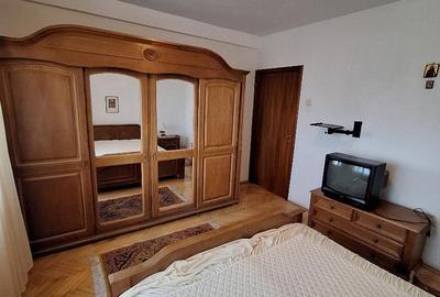 Piata Victoriei(Dr. Felix), apartament 2 camere, centrala proprie, bloc 1989 - 11