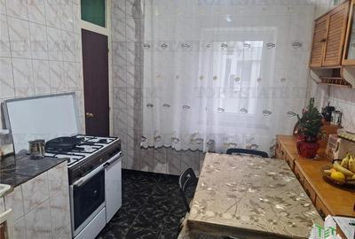 Apartament cu 2 camere semidecomandat, mobilat în Baicului - 3
