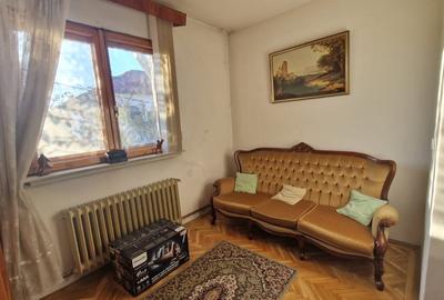 Casa cu 5 camere, 200mp, Centru - 8