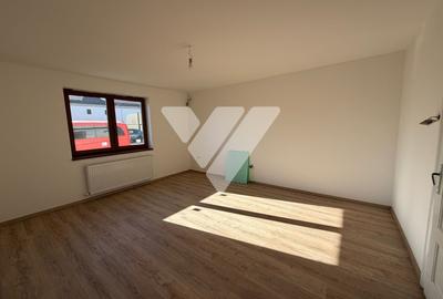 Casă individuală cu 3 camere cu Canalizare în Cristian - 2