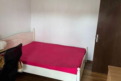Garsonieră decomandată în Traian - 1