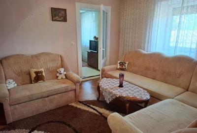 Casă cu 5 camere cu Teren 812 Mp în Central - 1