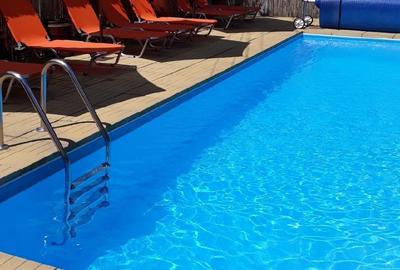 Vand vila cu piscina la munte - 5