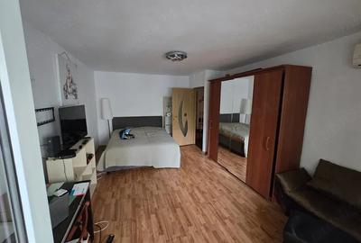 Garsonieră nedecomandată în Nerva Traian - 1