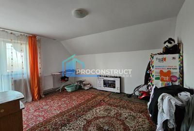 Casă cu 6 camere cu Canalizare în Ronaț - 15