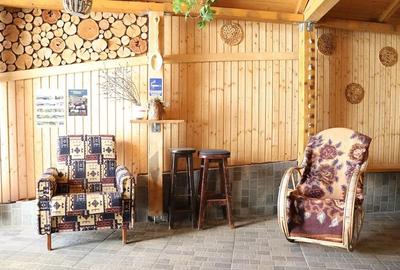Casă cu 17 camere cu Teren 1000 Mp în Central - 10