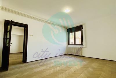 Apartament spatios cu 4 camere - Banu Manta - 4