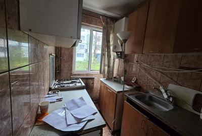 DE VANZARE-APARTAMENT 2 CAMERE-ALEXANDRU CEL BUN - 3