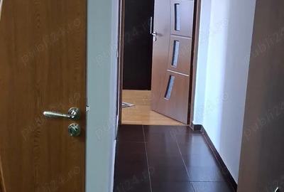 Inchiriez apartament 3 camere, complet mobilat si utilat in zona Exerci?iu-Banat. Inchiriez apartament 3 camere, complet mobilat si utilat in zona Exerci?iu-Banat. - 6