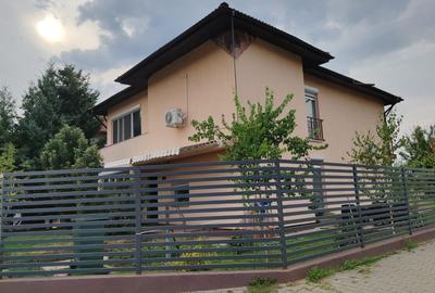 Baneasa - cartier Henri Coanda vila superba - 2