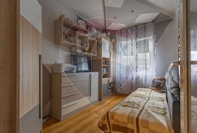 Apartament decomandat, 3 camere,  Lipovei - 5