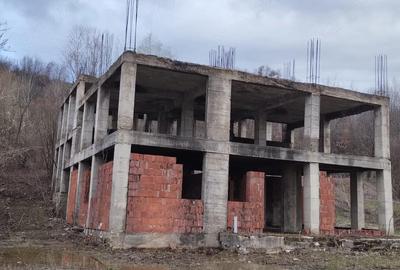 Teren de 5000 mp, în Central - 6