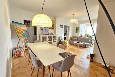 Apartament cu 4 camere decomandat în Central - 1