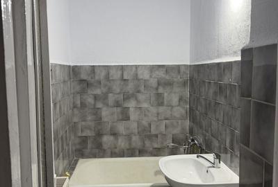 Apartament cu 3 camere semidecomandat în Central - 7