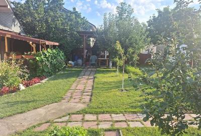 Casă în Perieni - 1