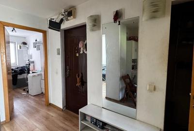 Apartament cu 3 camere decomandat în Tătărași - 2