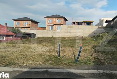 Teren de 700 mp, în Central - 1