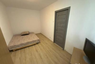 Apartament cu 2 camere semidecomandat în Central - 1