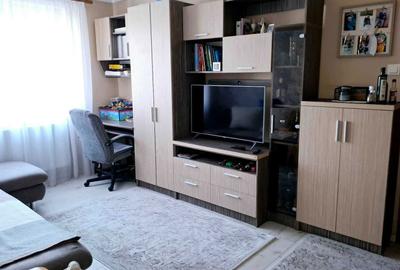 Apartament cu 3 camere semidecomandat în Calea Aradului - 2