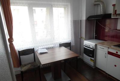 Inchiriez apartament cu 1 camere in Deva, Cuza Voda (Enescu), et. 1 - 17
