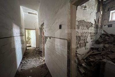 Hotel cu 44 camere, renovabil, pozitionat ultracentral - oportunitate - 8